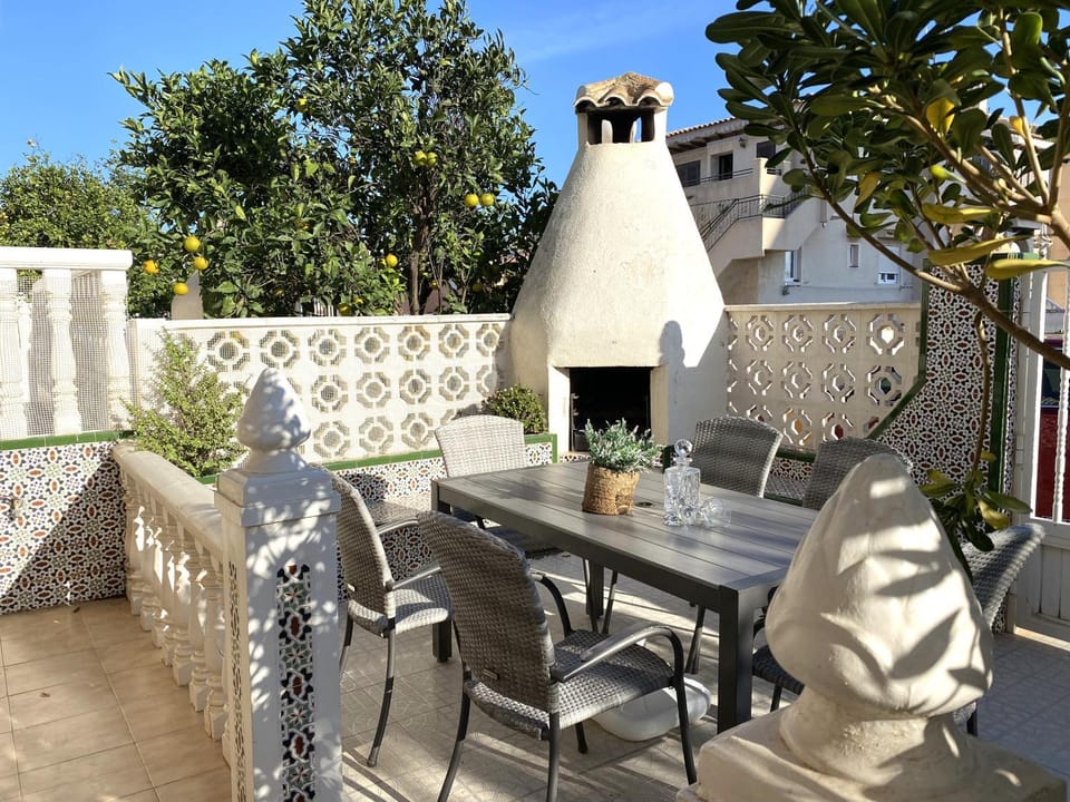 BBQ facilities, Garden, Balcony/Terrace