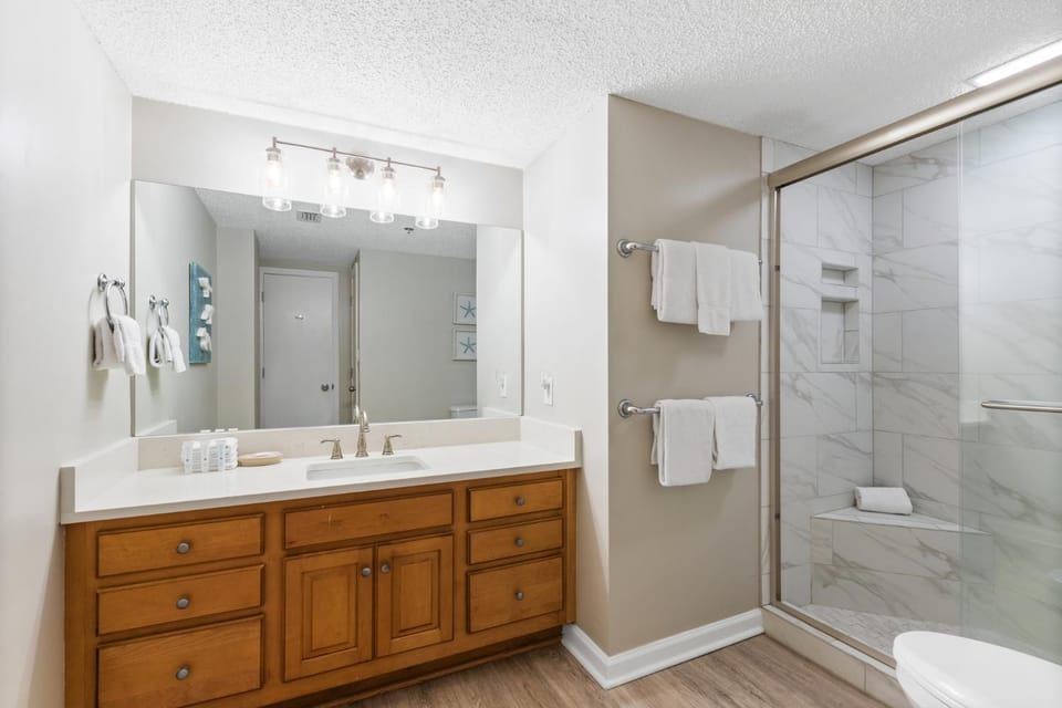 Shoalwater 1202 by Vacation Homes Collection Apartment in Orange Beach