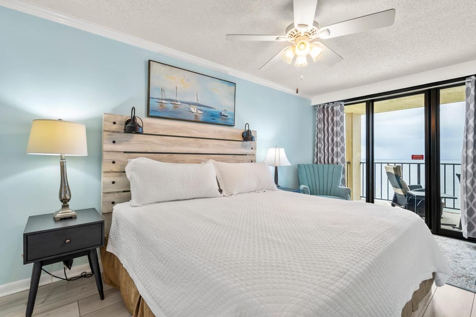 Phoenix I 1097 by Vacation Homes Collection Apartment in Orange Beach