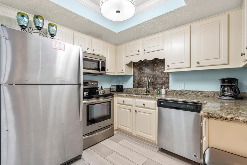 Phoenix I 1097 by Vacation Homes Collection Apartment in Orange Beach