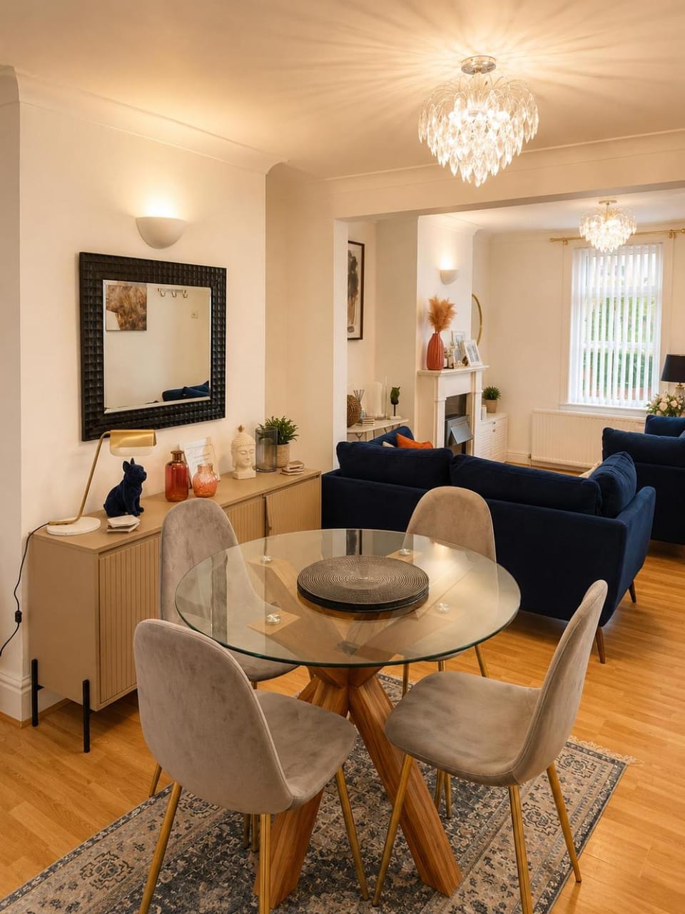 NEW! Charming Home I Garden I 5 Min-Walk To Town Villa in Abergavenny