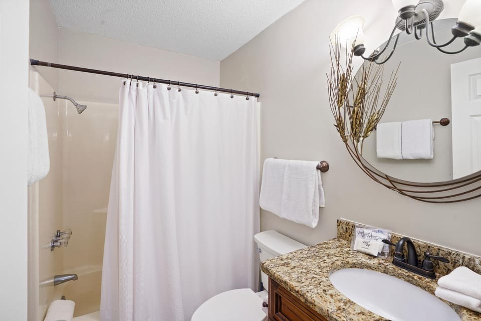 Seaside Beach & Racquet 2303 by Vacation Homes Collection Apartment in Orange Beach