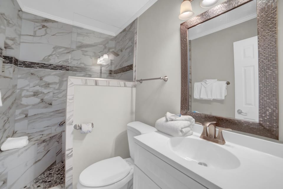 Seaside Beach & Racquet 2307 by Vacation Homes Collection Apartment in Orange Beach