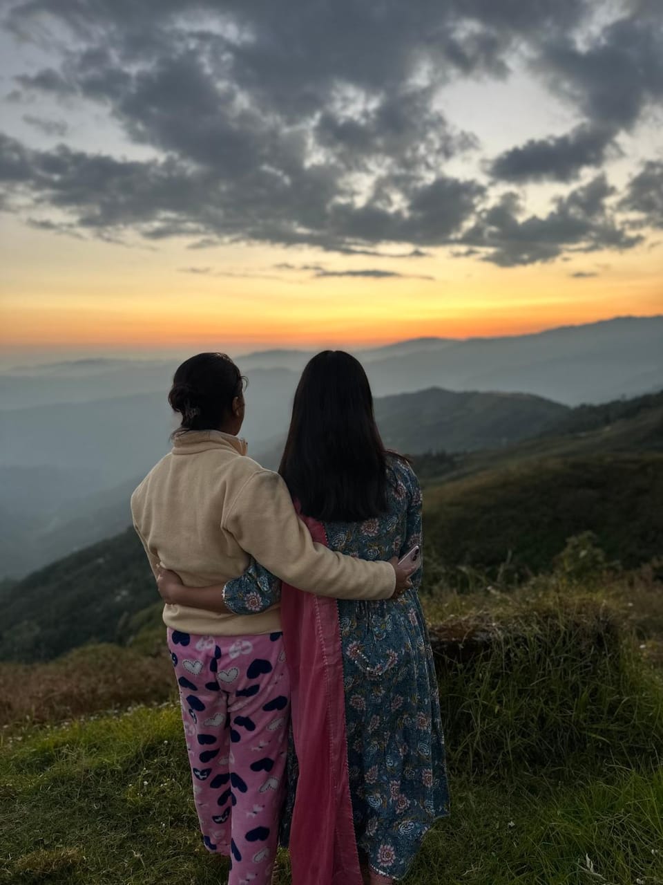 People, Mountain view, Sunset, group of guests
