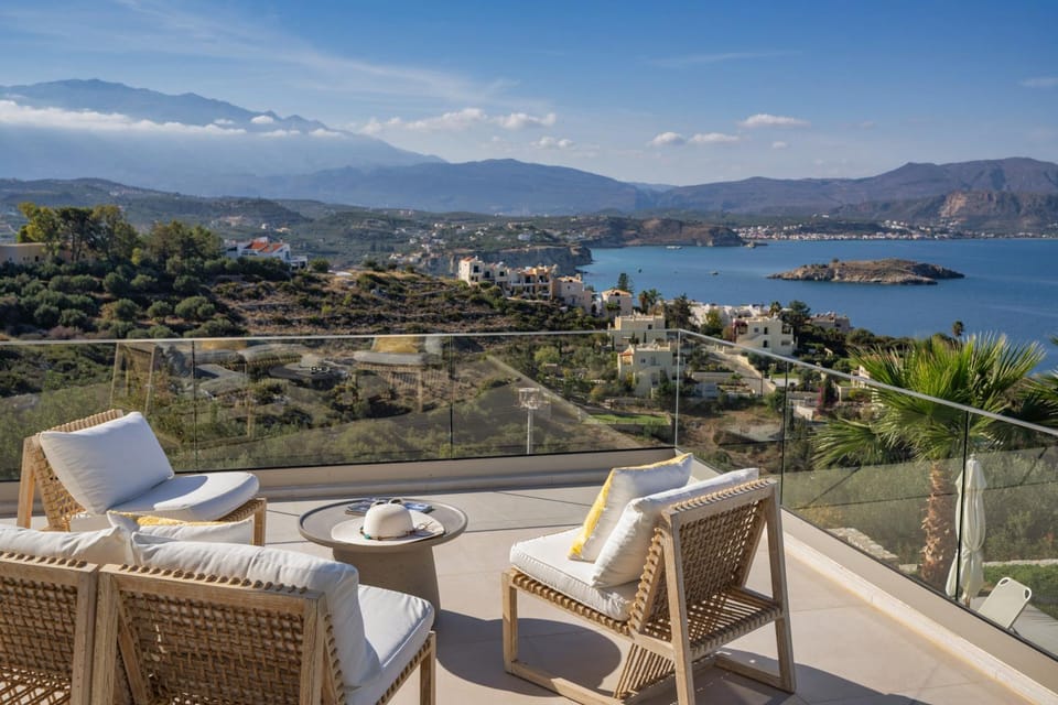 Natural landscape, River view, Sea view