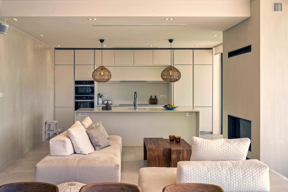 Kitchen or kitchenette, Living room, Seating area