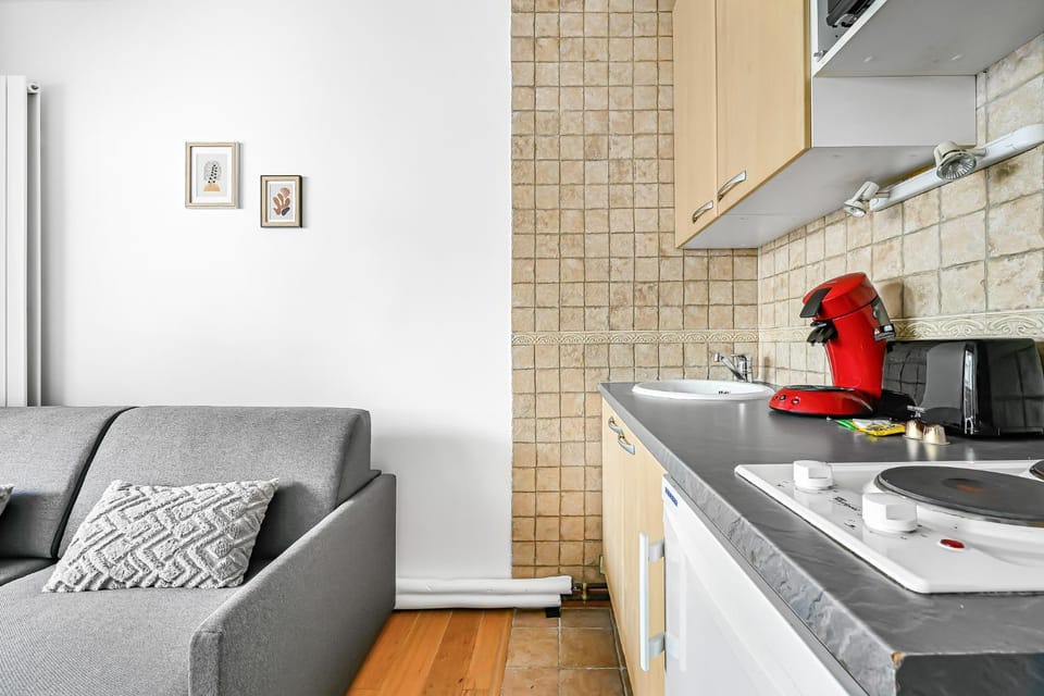 La Felicita - Studio avec Balcon Paris - Netflix Apartment in Paris
