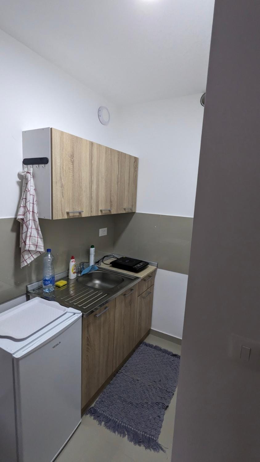 Kitchen or kitchenette, stove