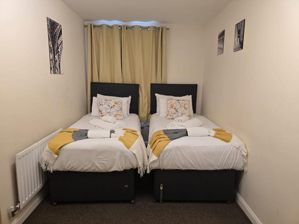 Cranes apartments Apartment in Watford