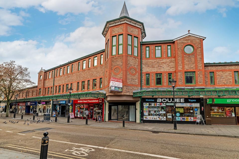 Property building, Location