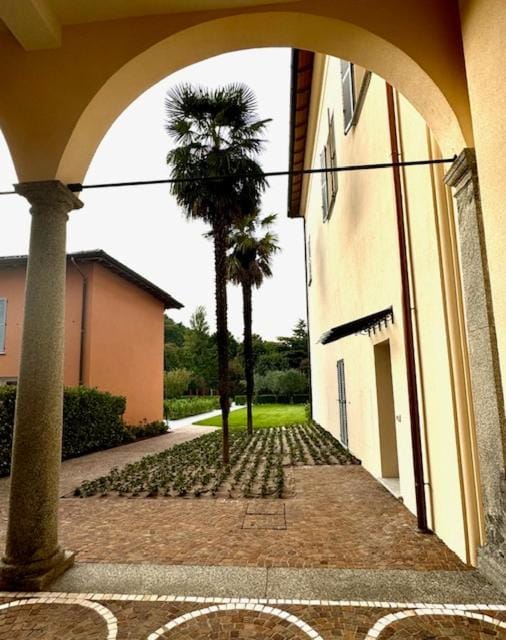 Inner courtyard view