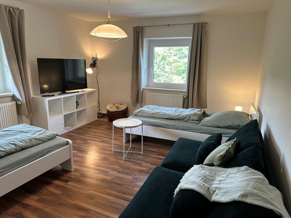 Bed, Living room