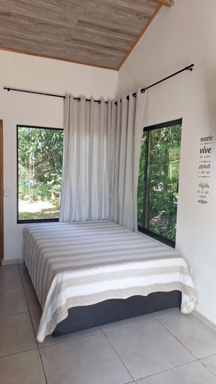 Chalé Rosa Nature lodge in State of São Paulo