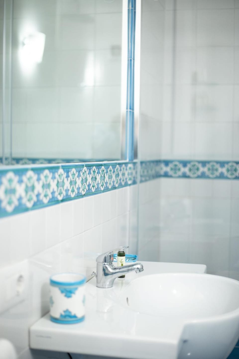 Bathroom, Bath, towels