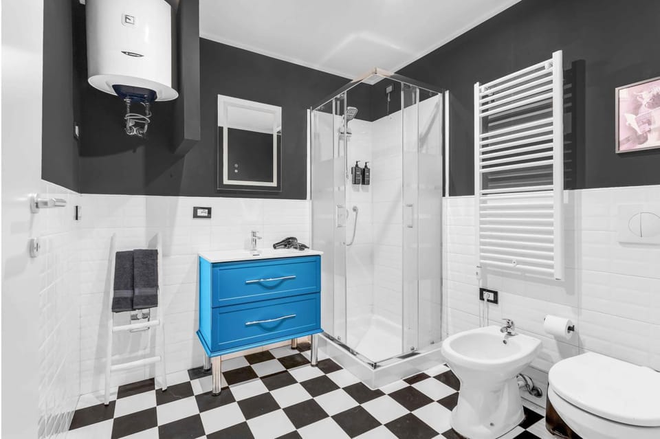 Shower, Toilet, Bathroom, bidet, hair dryier, towels