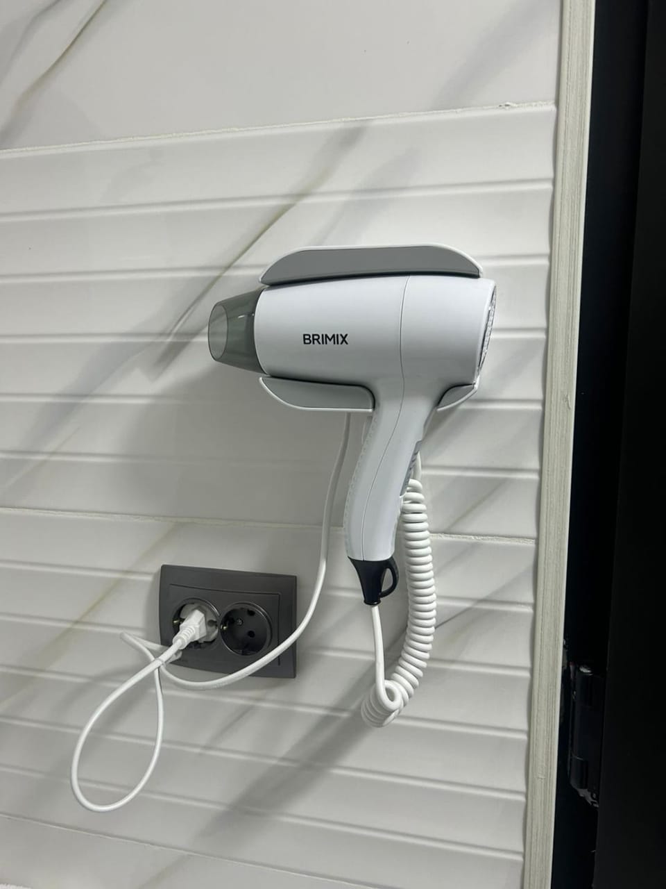 Bathroom, heating