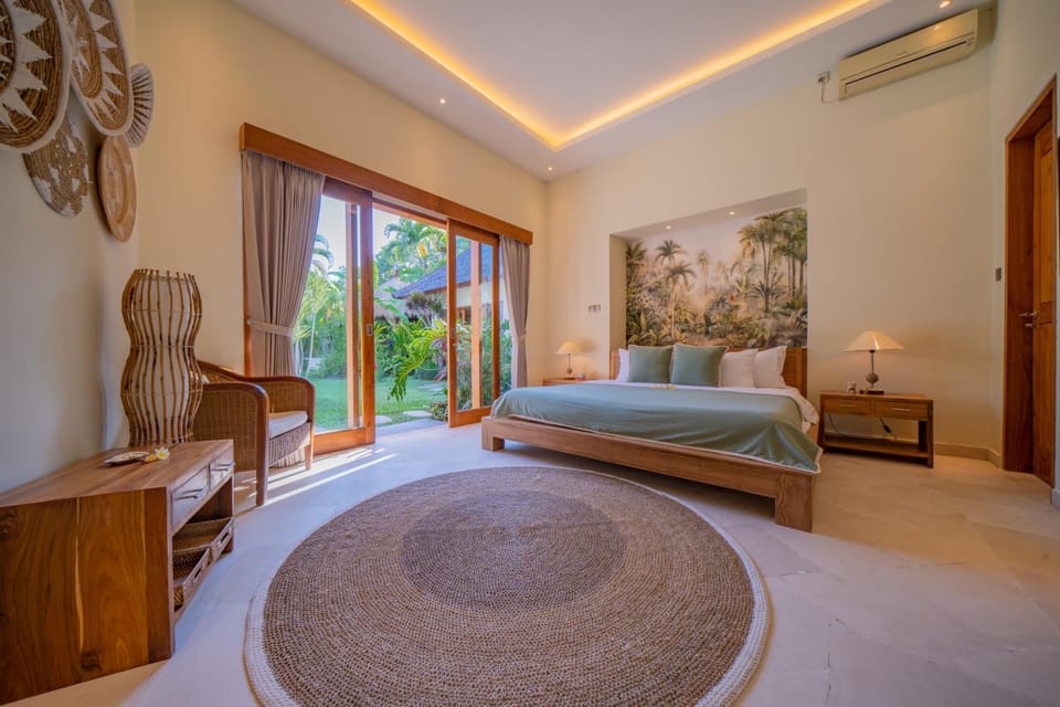Bed, Seating area, Bedroom, Garden view, Pool view, storage, air conditioner