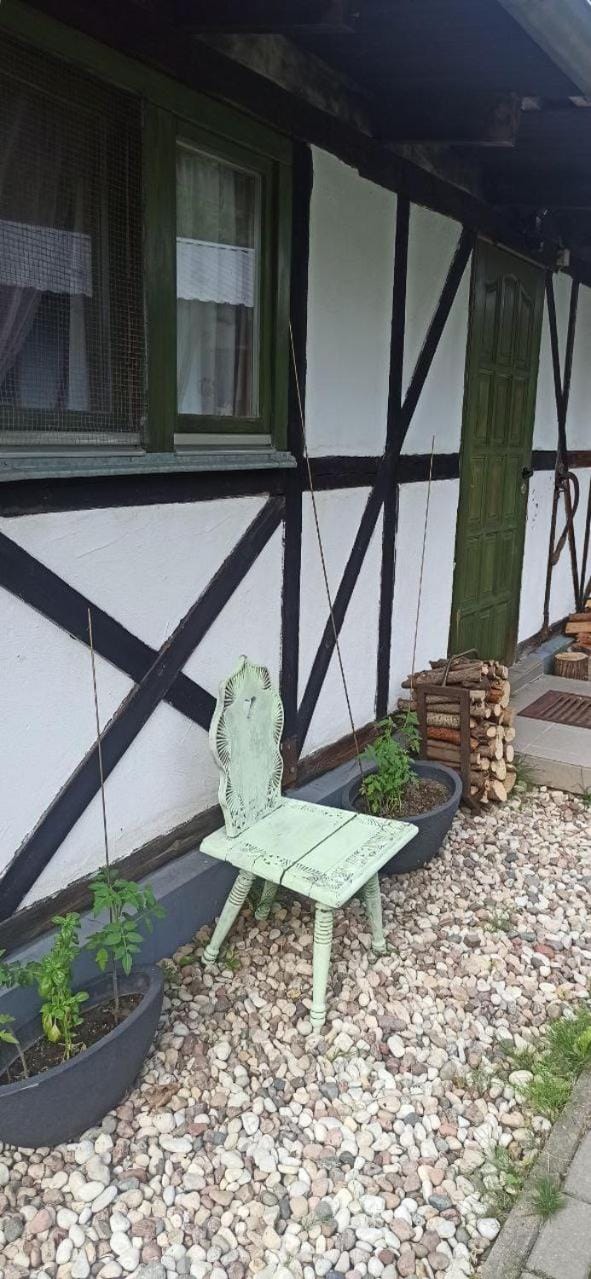 Patio, Facade/entrance, fireplace
