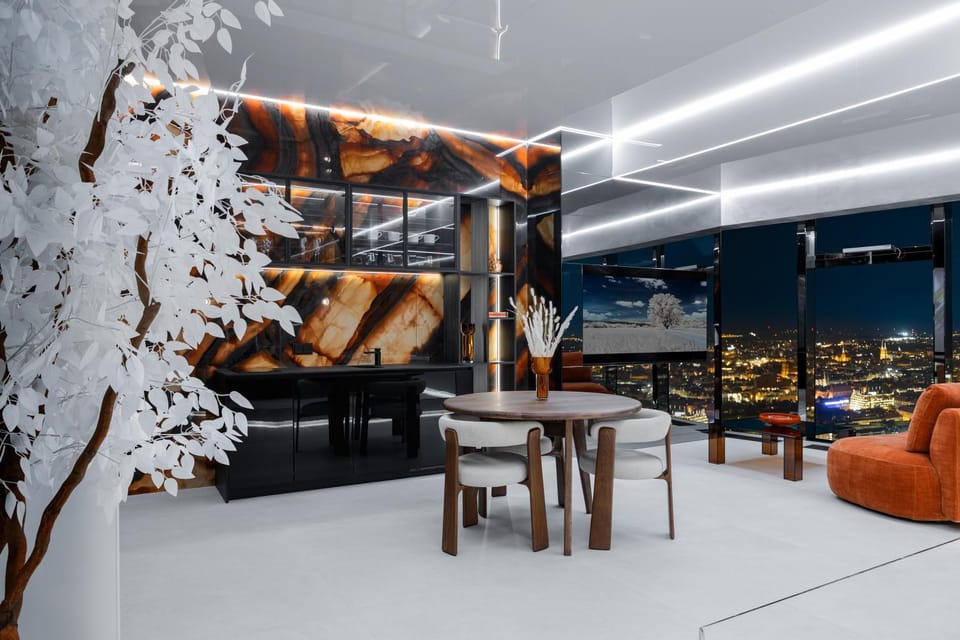 Kitchen or kitchenette, Living room, Seating area