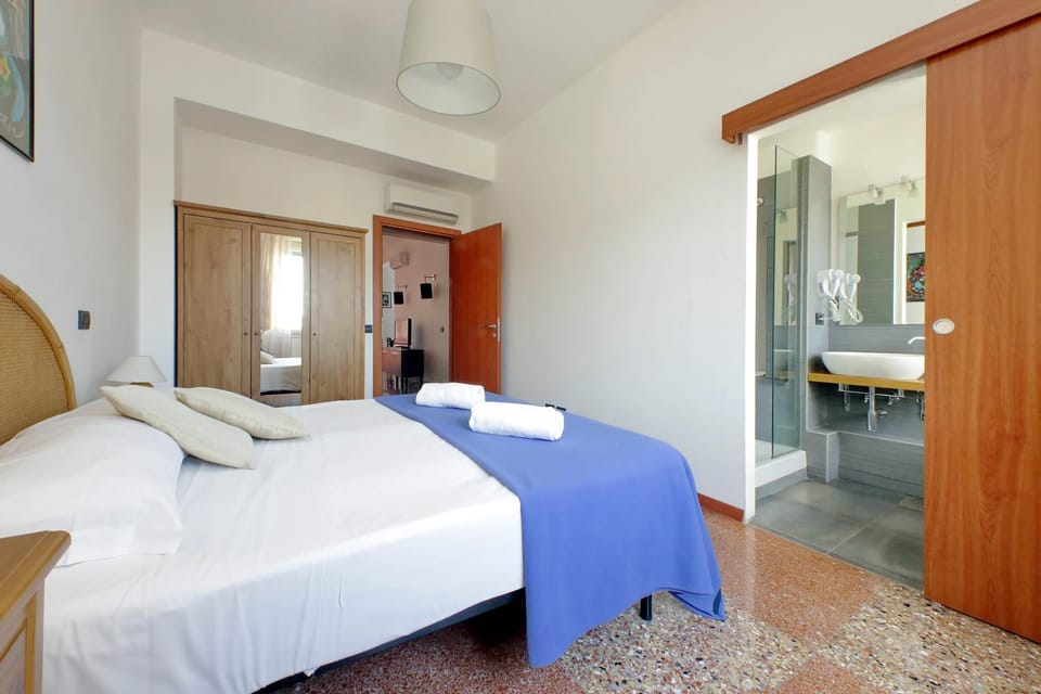 Silvano's Home In Rome Apartment in Rome