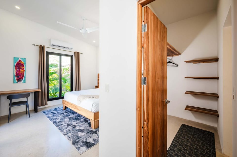 Villa Serenity 4 bedroom 1 min walk to the beach House in Guanacaste Province