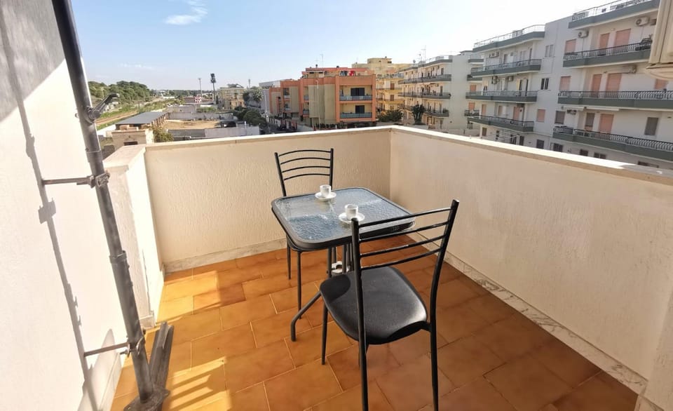 Property building, Balcony/Terrace
