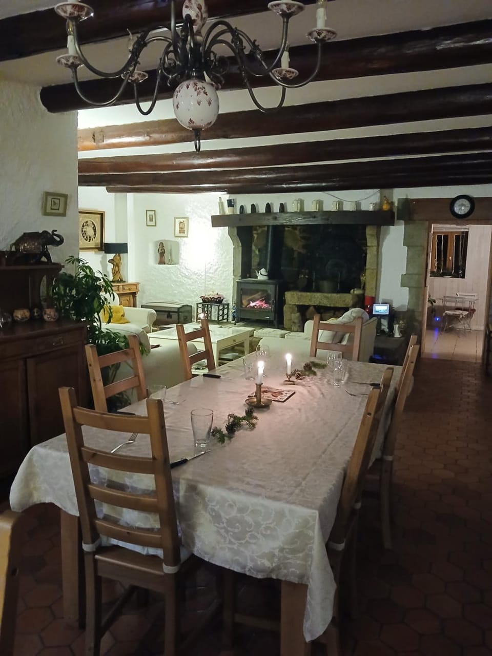 Living room, Dining area