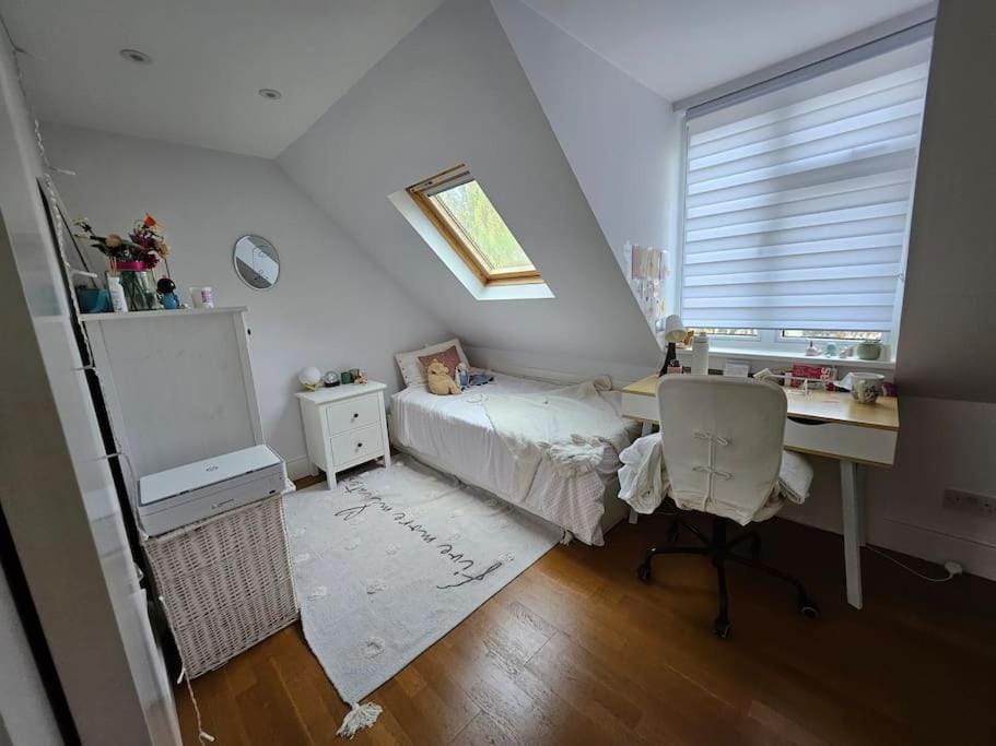 Beautiful Victorian in Fulham House in City of Westminster