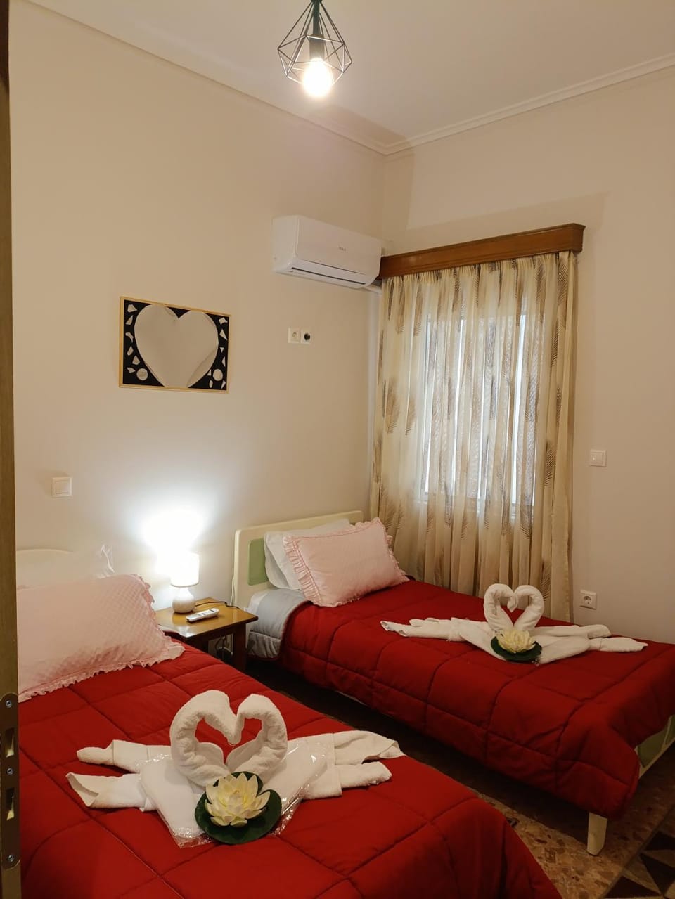 Bed, Photo of the whole room, Bedroom, towels, air conditioner