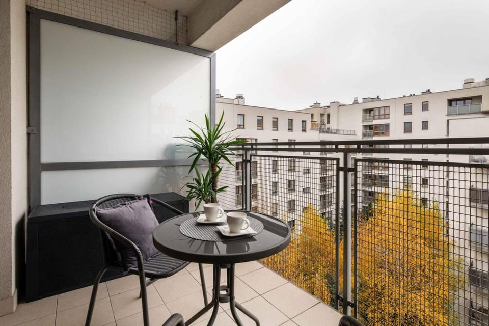 Urban Blue 2 Bedroom Apartment Wola Apartment in Warsaw
