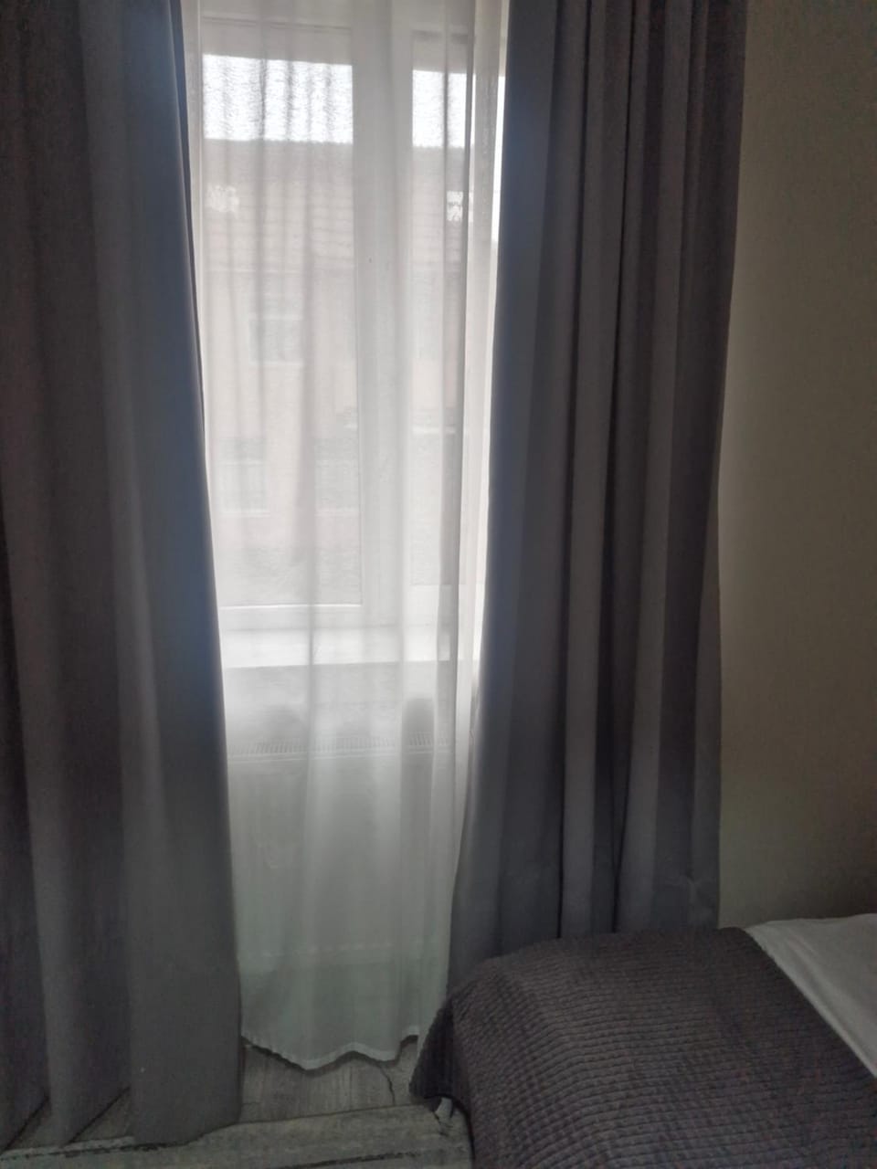 Budget private room near Northern Bus station Bed and Breakfast in Chișinău