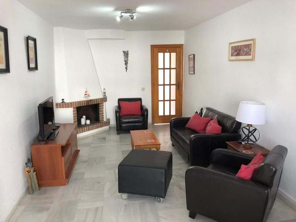 2 Bedroom Townhouse - Mojacar - sleeps 4 - R018 House in Andalusia