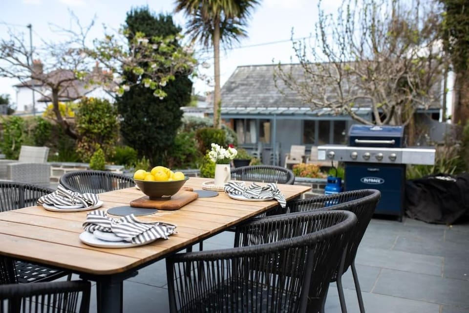 Harbourside luxury house House in Wales