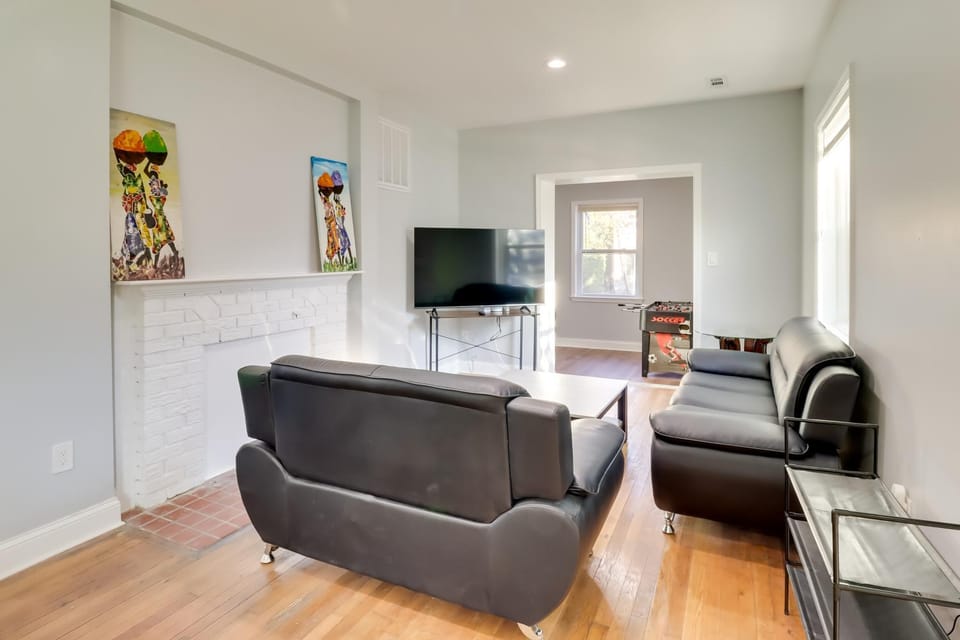 5 Mi to National Mall: DC Home w/ Pool Table House in District of Columbia
