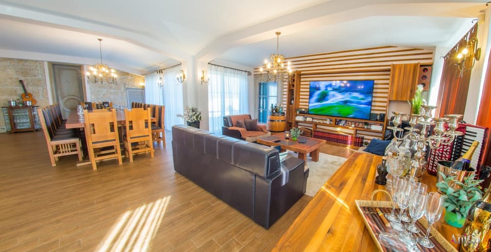 TV and multimedia, Living room