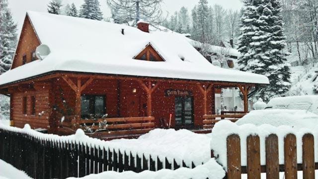 Chatka Puchatka Chalet in Poland