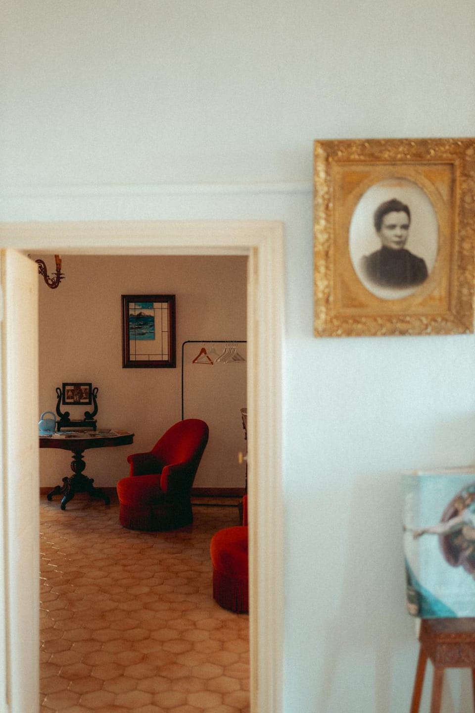 Decorative detail, Dining area