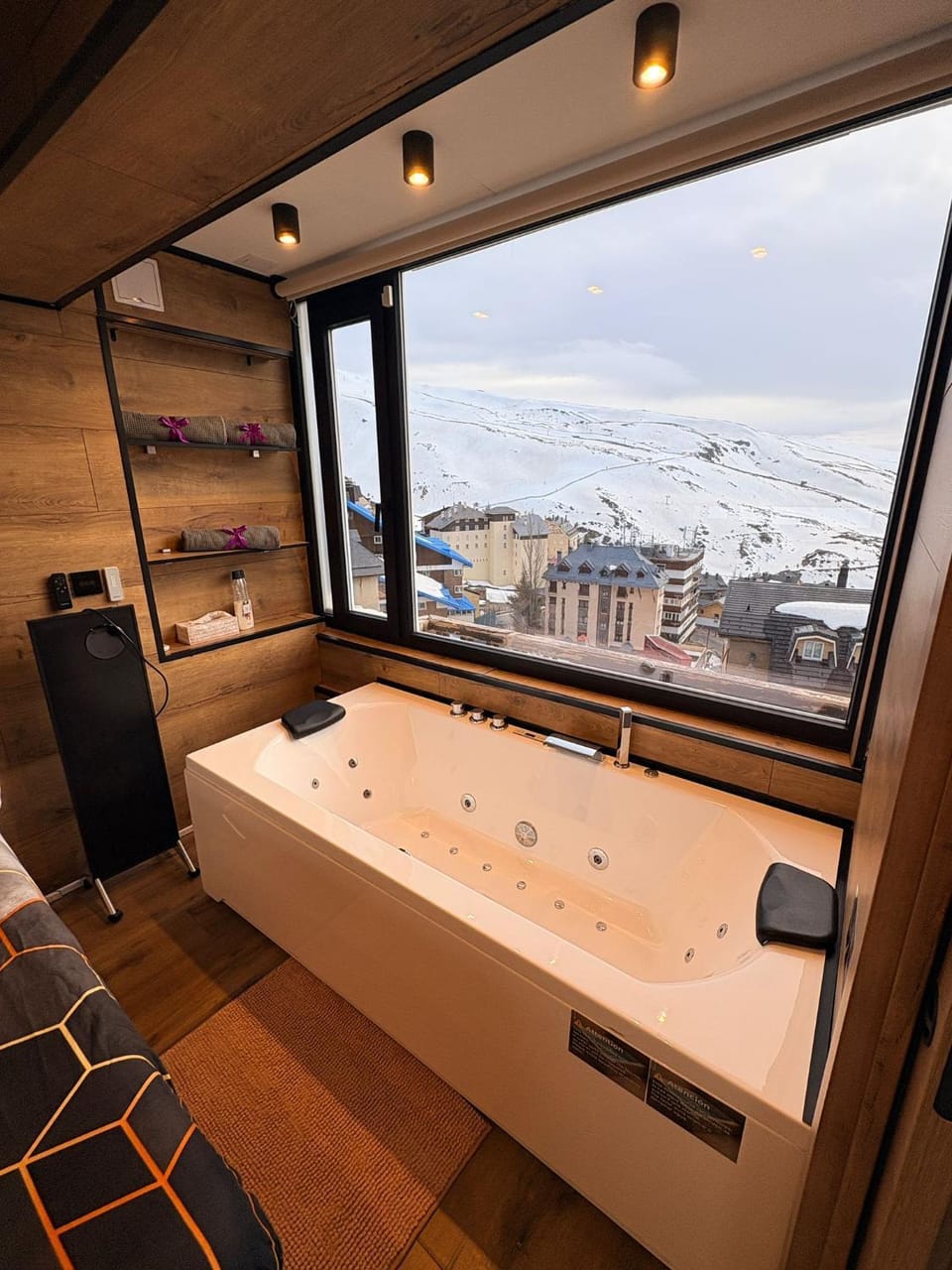 Hot Tub, Bathroom, Bath