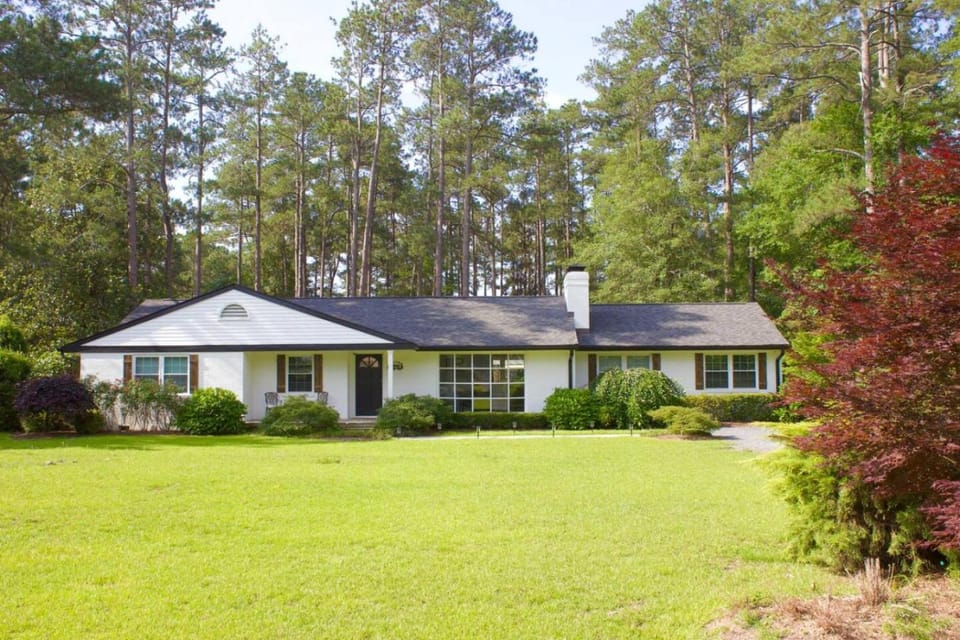 Banjos Golf Retreat House in Pinehurst