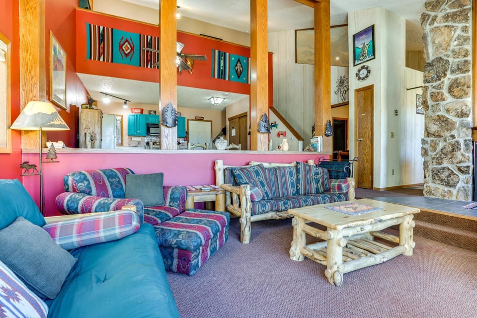 Walk to Ski Lift & Hiking: Granby Ranch Condo! House in Granby