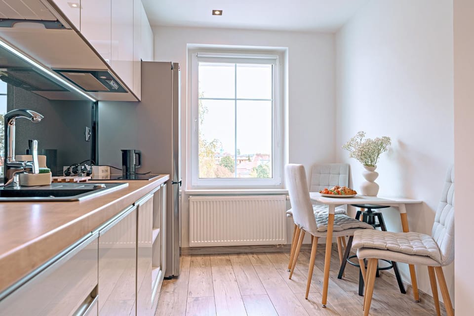 Kitchen or kitchenette, stove