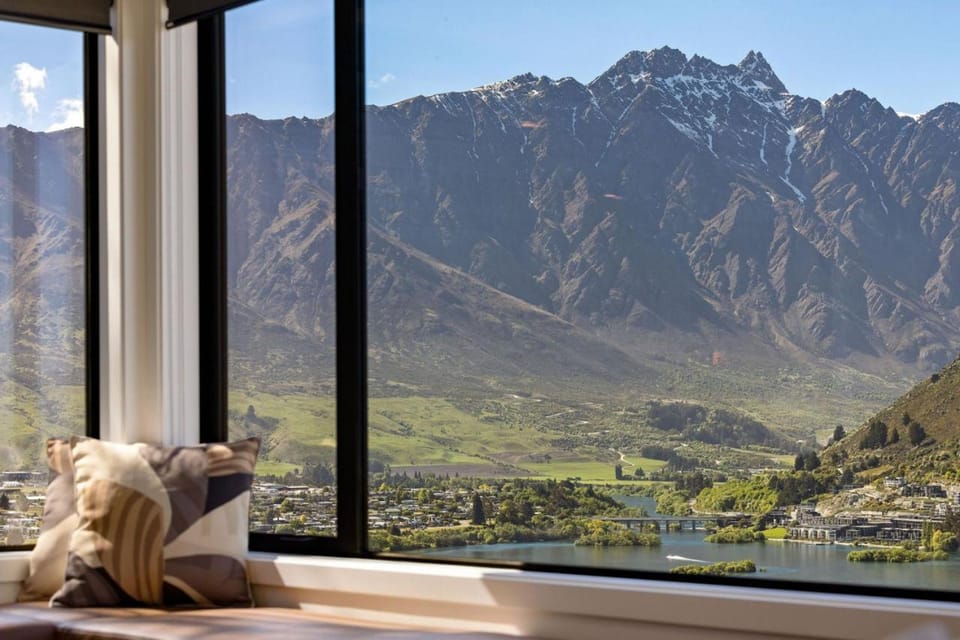 Tairanga View House in Queenstown