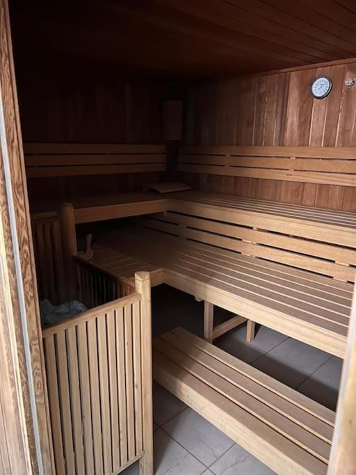 Sauna, Sauna, Spa and wellness centre/facilities, Swimming pool