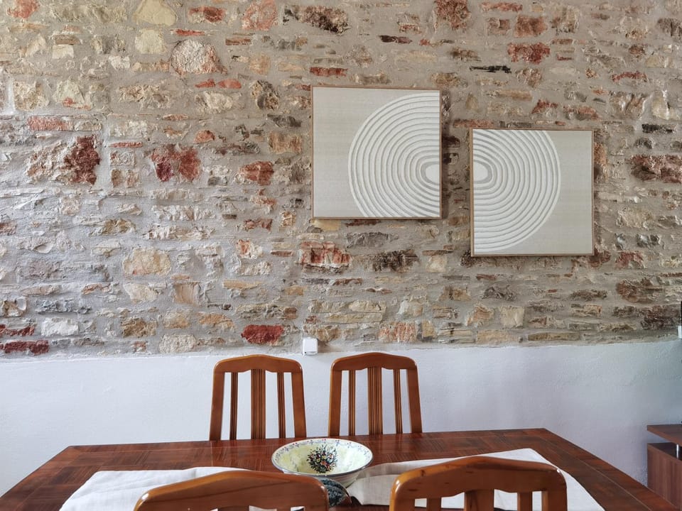 Decorative detail, Dining area
