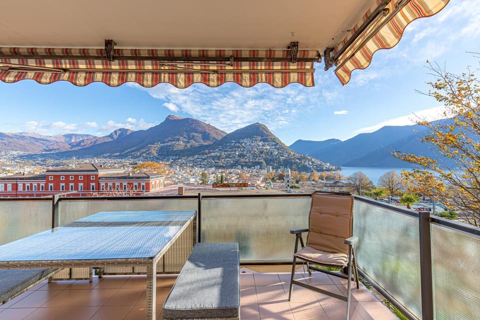 View (from property/room), Balcony/Terrace, Balcony/Terrace, Mountain view