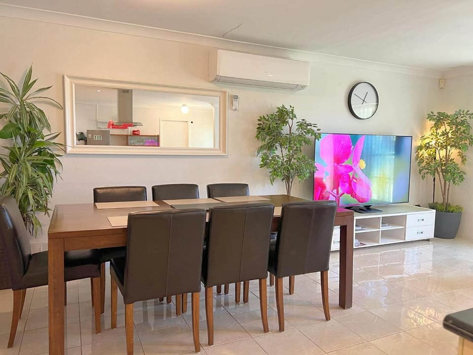 Family Home Away From Home House in Perth