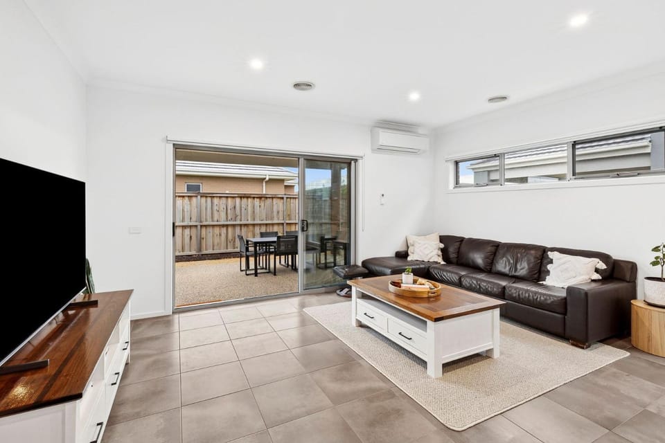 Point Retreat House in Point Lonsdale