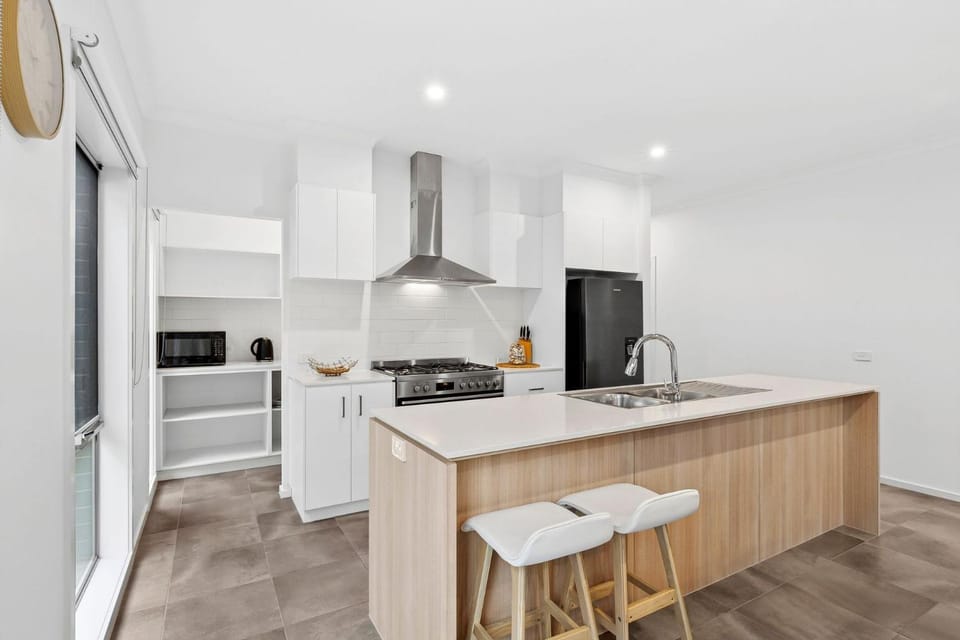 Point Retreat House in Point Lonsdale