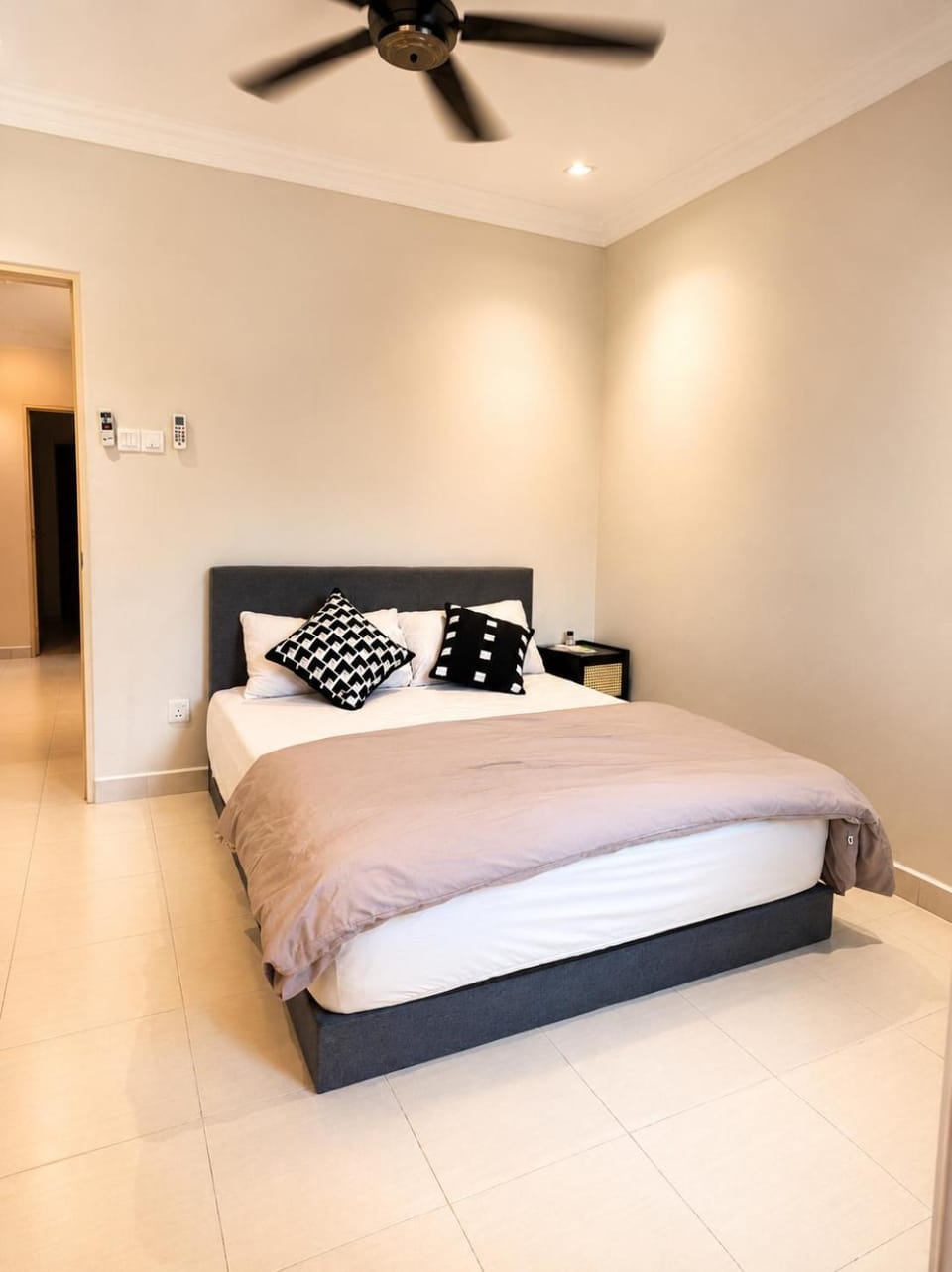 French Style Raub Homestay劳勿法式民宿-靠近榴莲园 House in Selangor, Malaysia