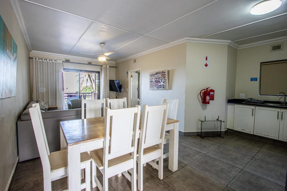 Banana Beach Club D13 Apartment in KwaZulu-Natal